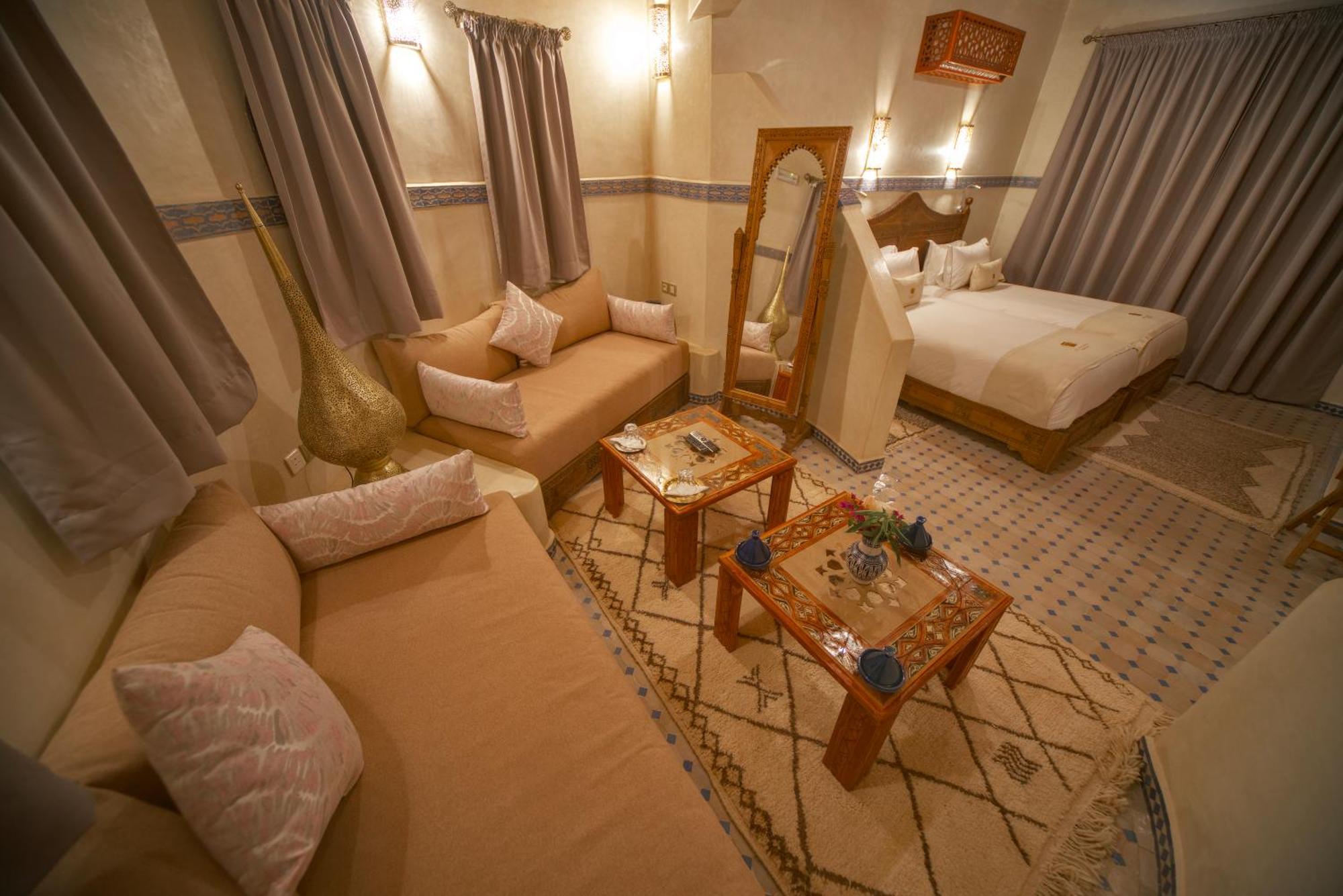 Oz Palace Ouarzazate & Spa Tajda ภายนอก รูปภาพ