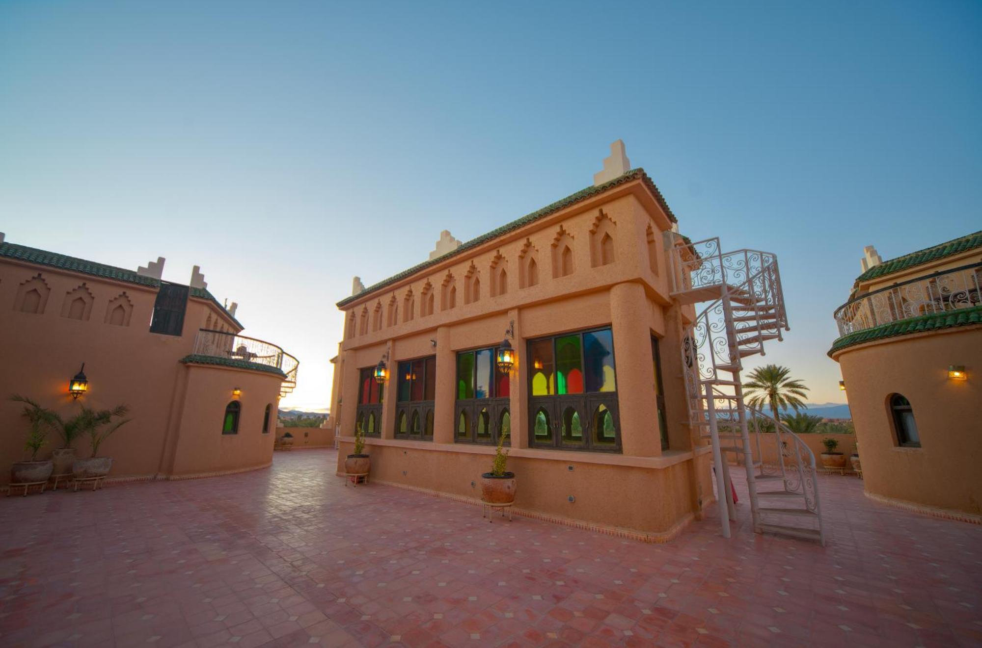 Oz Palace Ouarzazate & Spa Tajda ภายนอก รูปภาพ